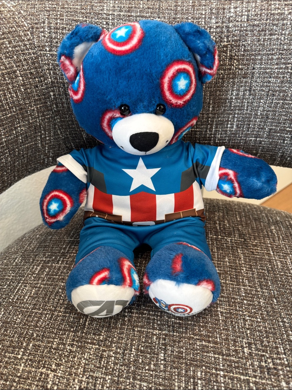 Build-A-Bear Workshop Marvel Avengers Captain America Bear With Shield Outfit